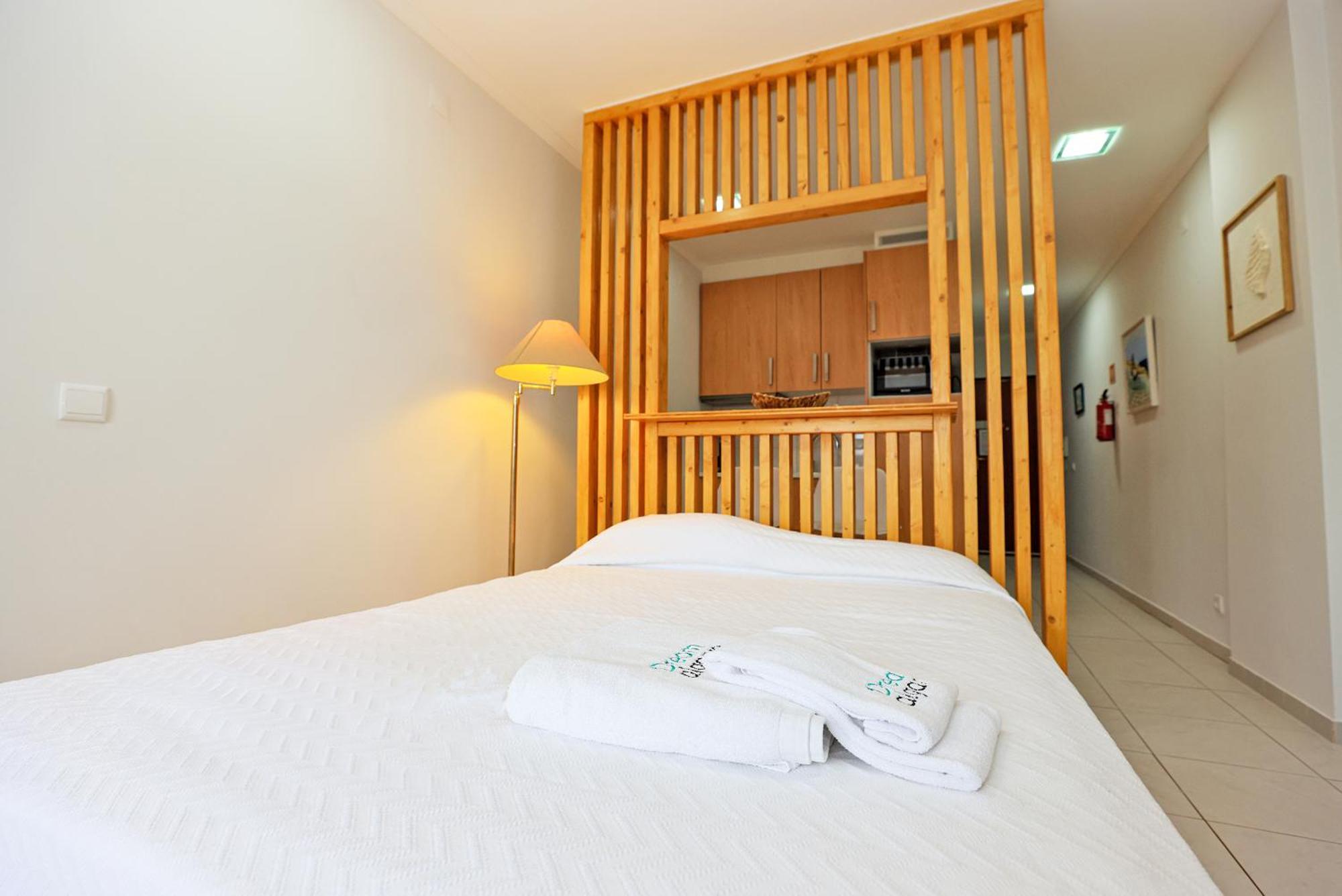 A01 - Marina Mirror Harbour Apartment Лагос Екстериор снимка