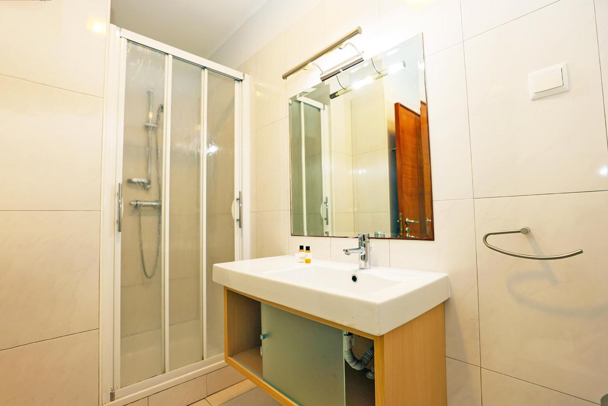 A01 - Marina Mirror Harbour Apartment Лагос Екстериор снимка